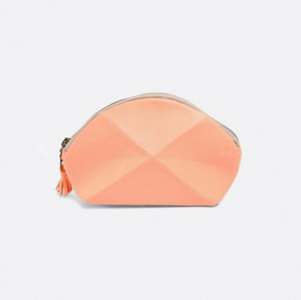 Lara Kazis Makeup bag